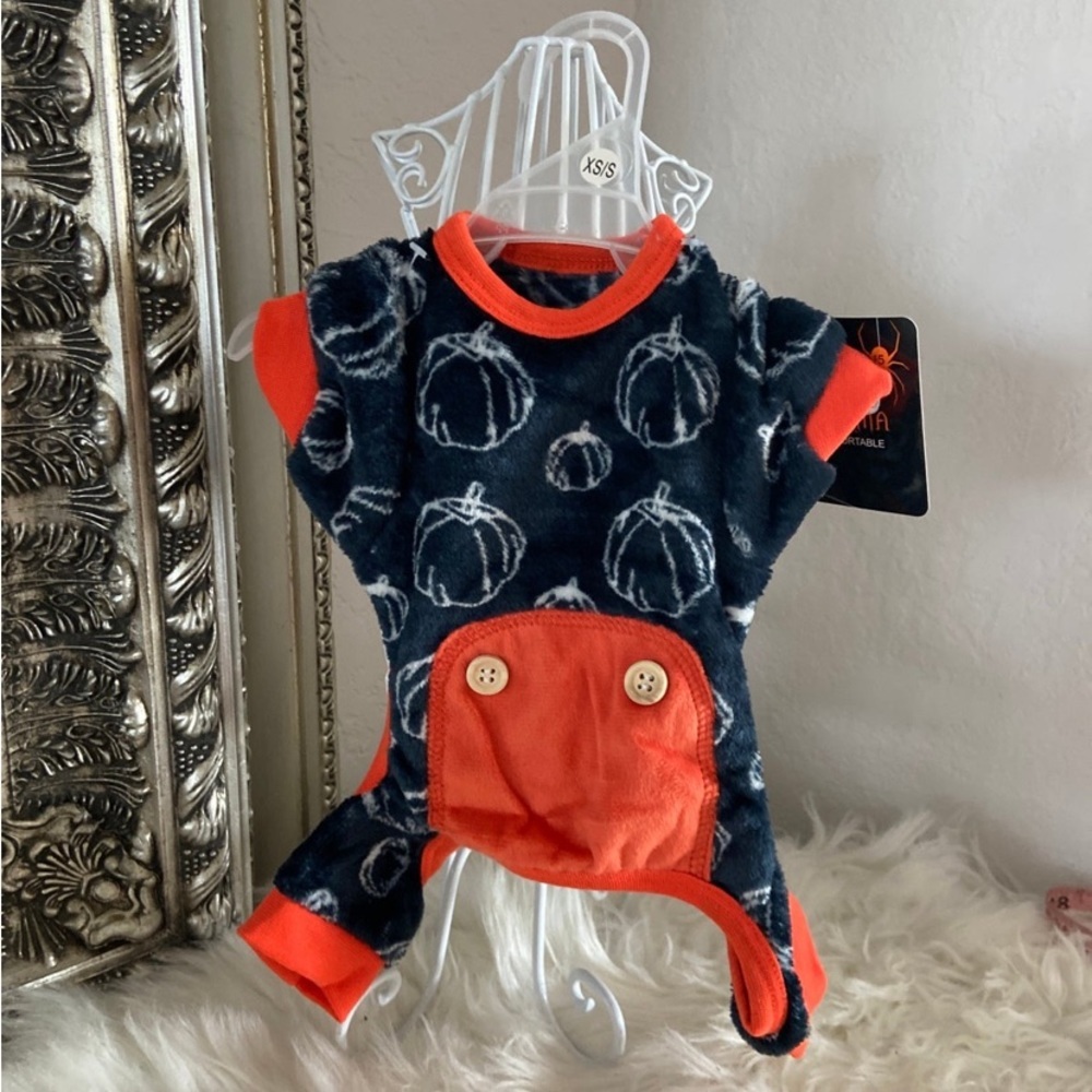 Dog jumpsuit xs/s